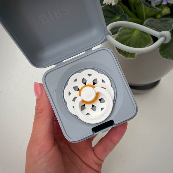 Контейнер для пустушок BIBS Pacifier Box  Vanilla 
